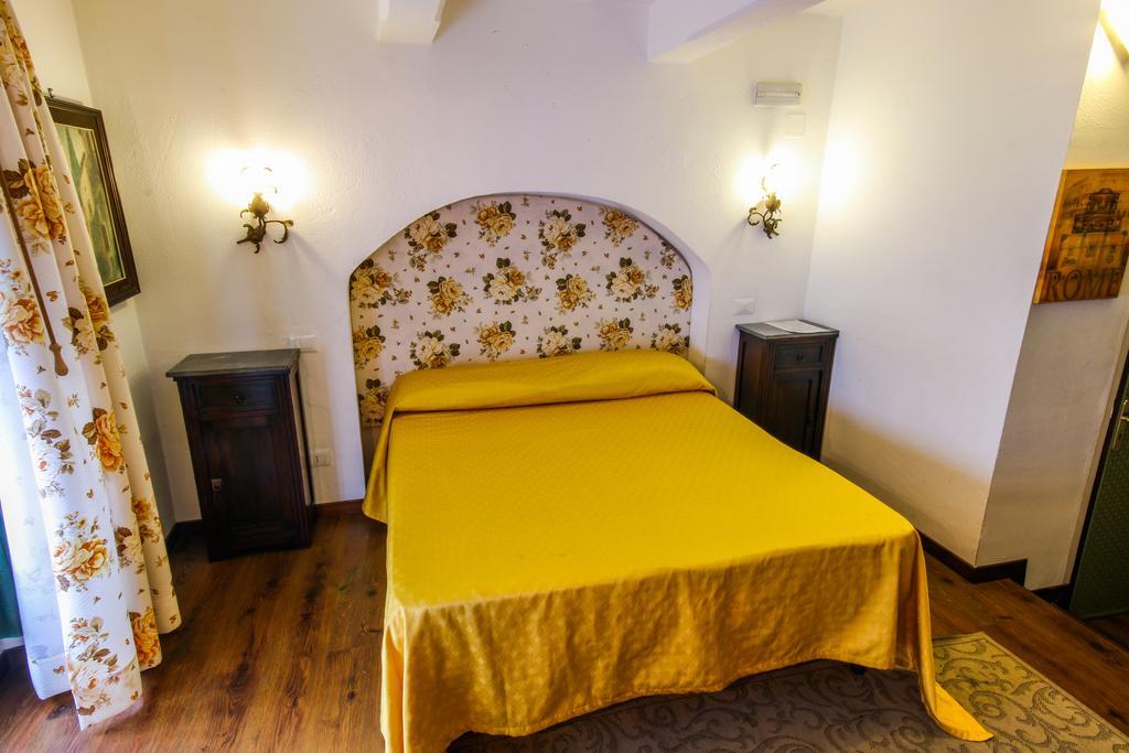 Al Cortiletto Hotel Reggio di Calabria Ruang foto